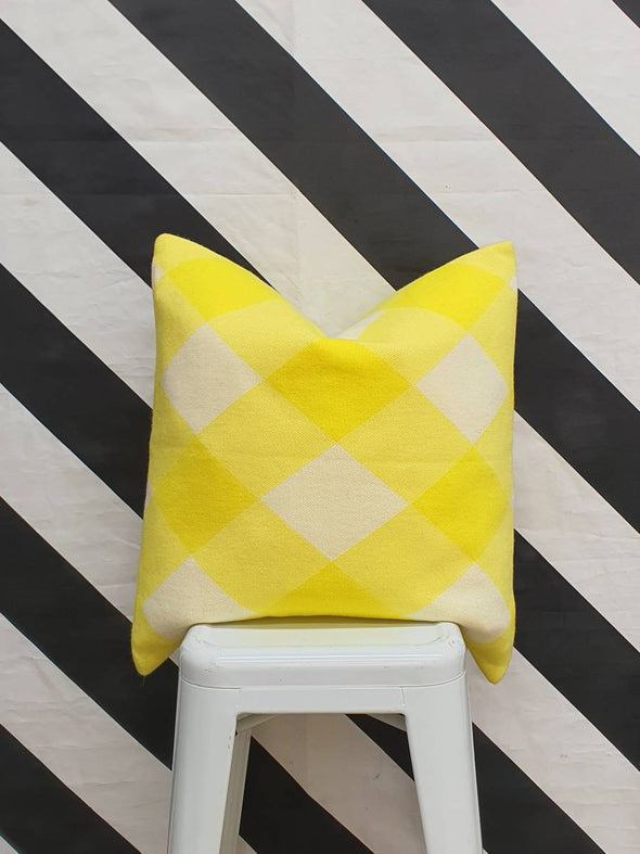 yellow-cushion-hello-friday-new-zealand_b8fea548-a269-49a4-833f-b6002aa1173f.jpg